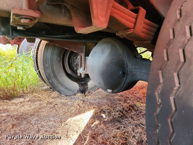 image for item DI6271 2004 Freightliner Business Class M2  refrigerated truck