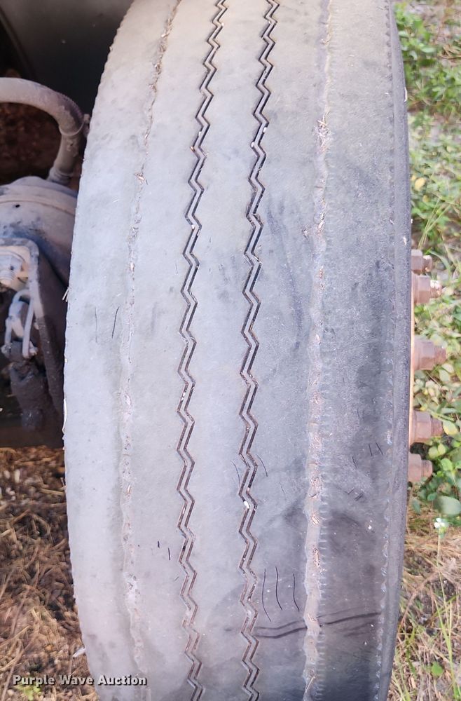 image for item DI6271 2004 Freightliner Business Class M2  refrigerated truck