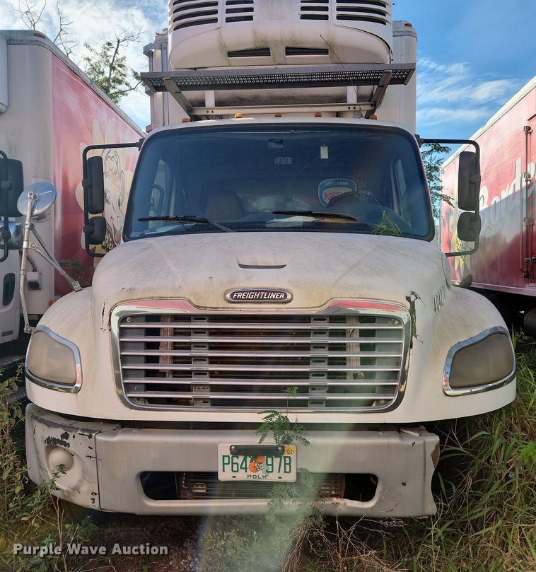 image for item DI6272 2004 Freightliner Business Class M2  refrigerated truck