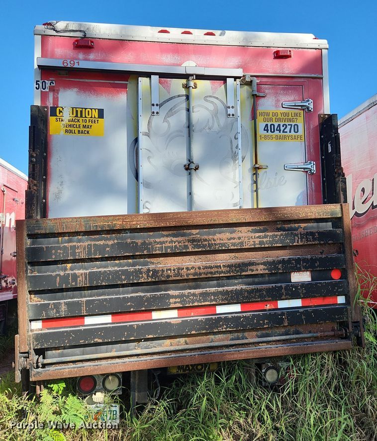 image for item DI6272 2004 Freightliner Business Class M2  refrigerated truck