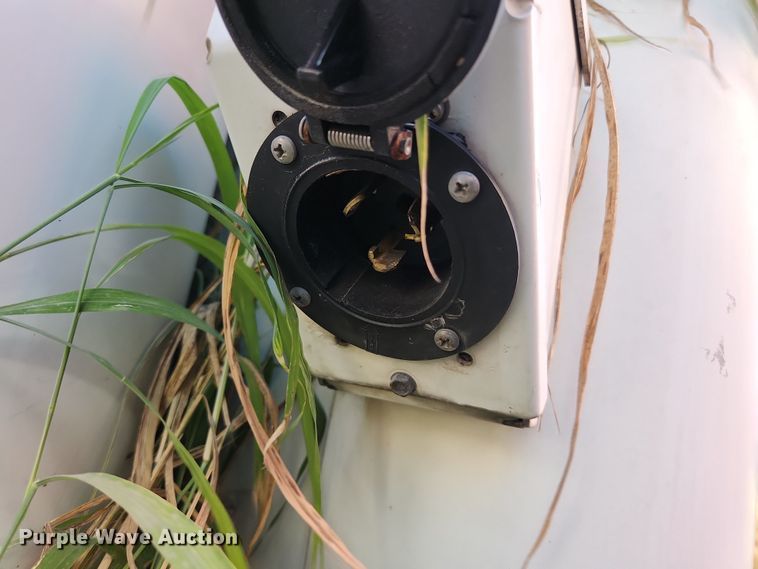 image for item DI6272 2004 Freightliner Business Class M2  refrigerated truck