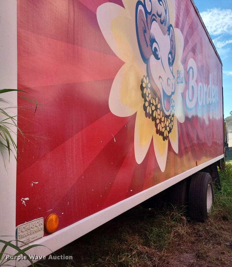 image for item DI6272 2004 Freightliner Business Class M2  refrigerated truck