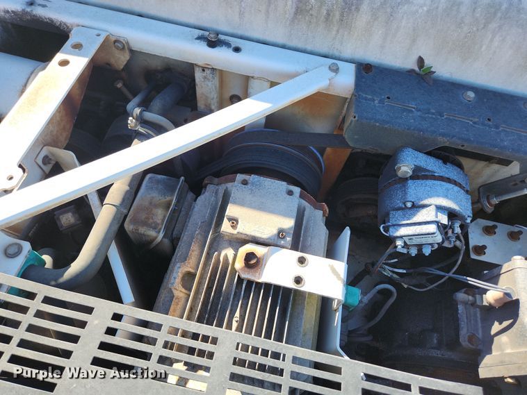 image for item DI6272 2004 Freightliner Business Class M2  refrigerated truck