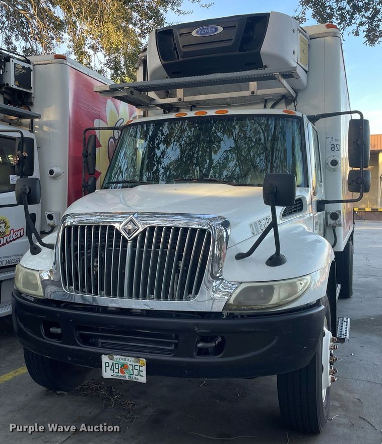 image for item DI6273 2007 International 4300  refrigerated truck