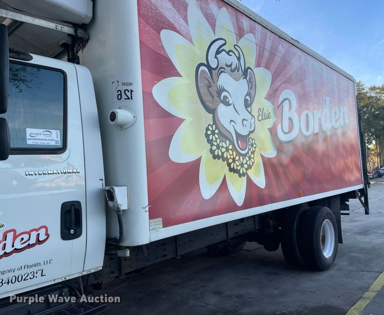 image for item DI6273 2007 International 4300  refrigerated truck