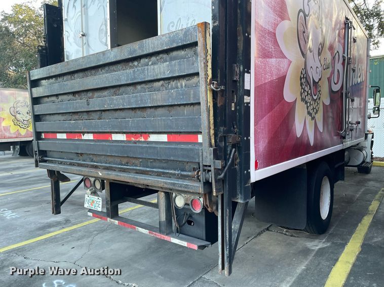 image for item DI6273 2007 International 4300  refrigerated truck