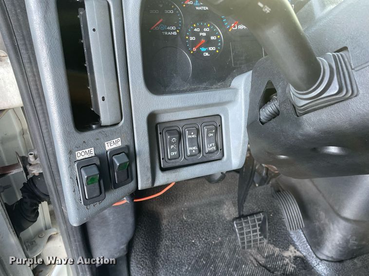 image for item DI6273 2007 International 4300  refrigerated truck