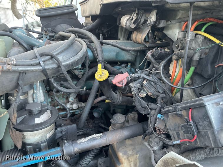 image for item DI6273 2007 International 4300  refrigerated truck