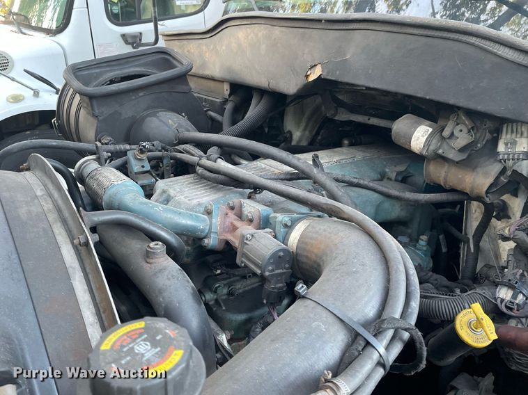 image for item DI6273 2007 International 4300  refrigerated truck