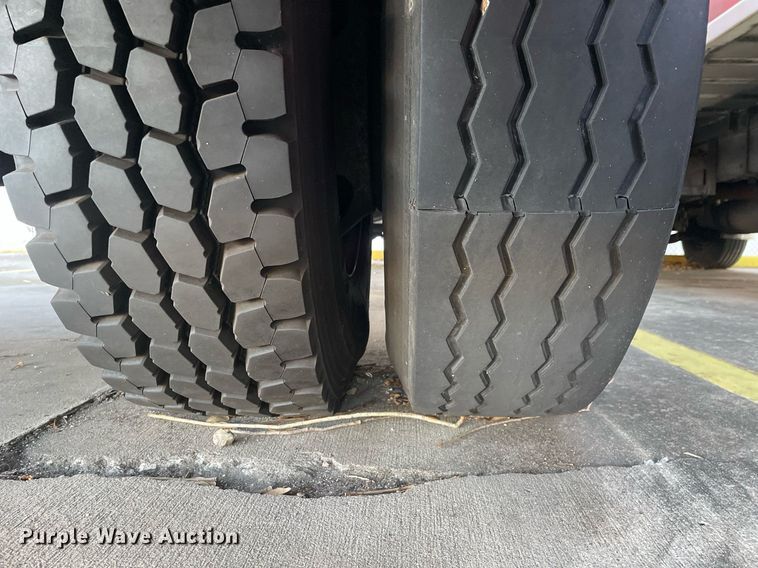 image for item DI6273 2007 International 4300  refrigerated truck