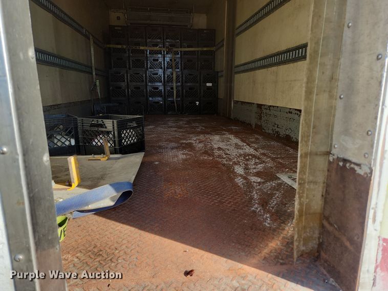 image for item DI6274 2005 Freightliner Business Class M2  refrigerated truck