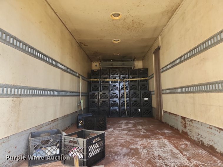 image for item DI6274 2005 Freightliner Business Class M2  refrigerated truck