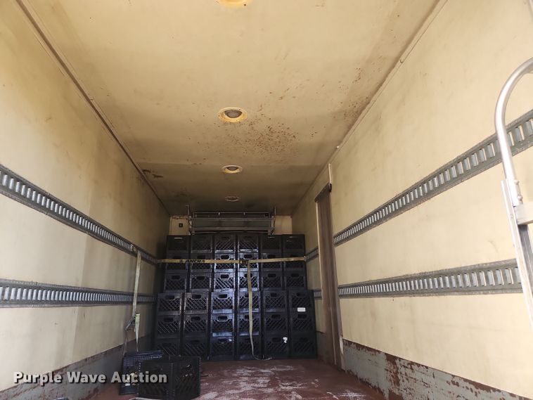 image for item DI6274 2005 Freightliner Business Class M2  refrigerated truck