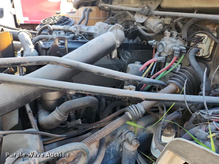 image for item DI6274 2005 Freightliner Business Class M2  refrigerated truck