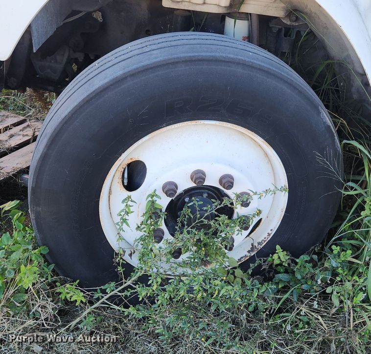 image for item DI6274 2005 Freightliner Business Class M2  refrigerated truck