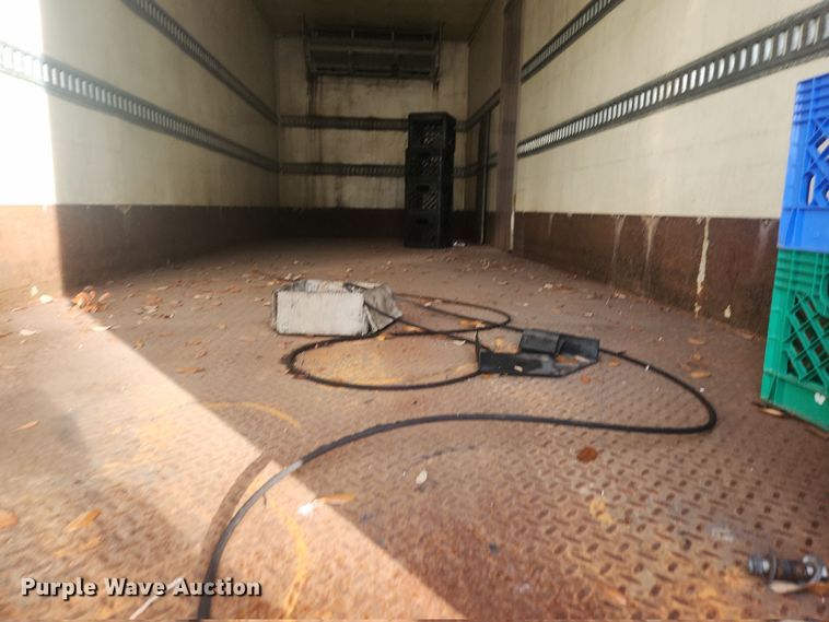 image for item DI6275 2004 Freightliner Business Class M2  refrigerated truck