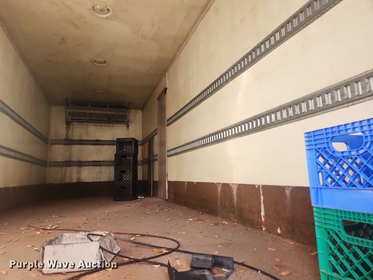 image for item DI6275 2004 Freightliner Business Class M2  refrigerated truck