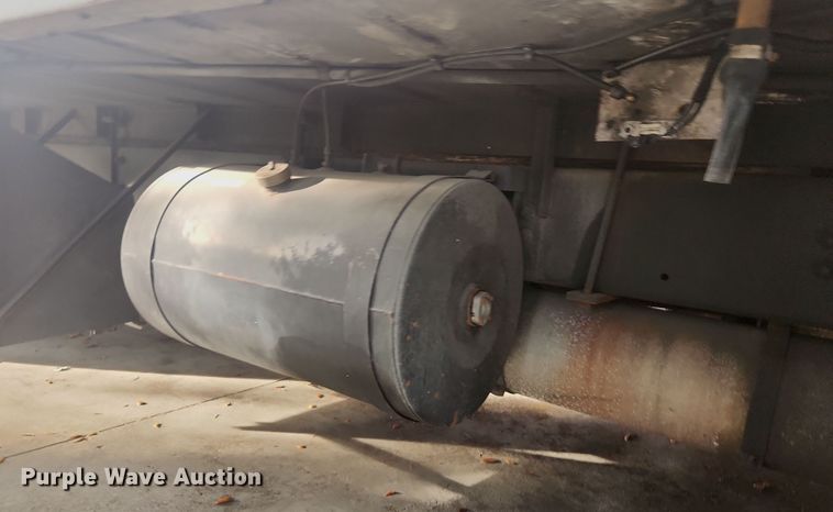 image for item DI6275 2004 Freightliner Business Class M2  refrigerated truck