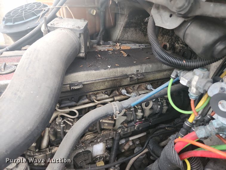 image for item DI6275 2004 Freightliner Business Class M2  refrigerated truck