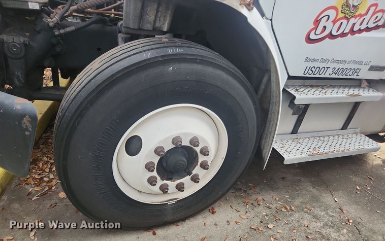 image for item DI6275 2004 Freightliner Business Class M2  refrigerated truck