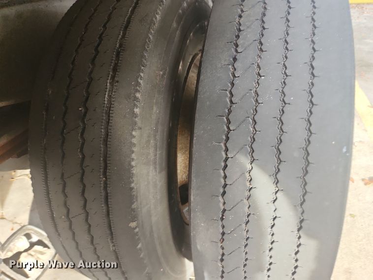 image for item DI6275 2004 Freightliner Business Class M2  refrigerated truck