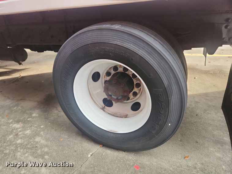 image for item DI6275 2004 Freightliner Business Class M2  refrigerated truck