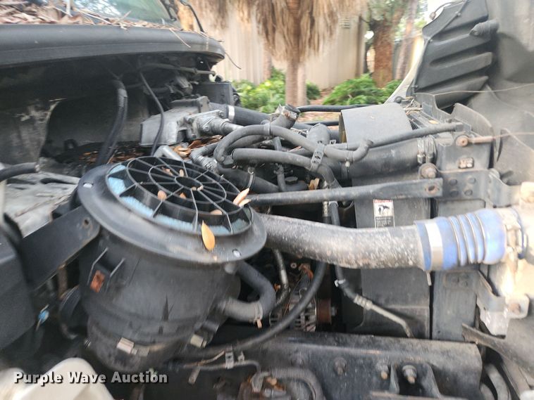 image for item DI6276 2005 Frieghtliner Business Class M2 refrigerated truck