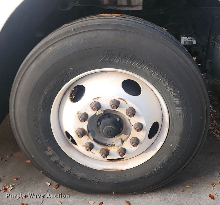 image for item DI6276 2005 Frieghtliner Business Class M2 refrigerated truck