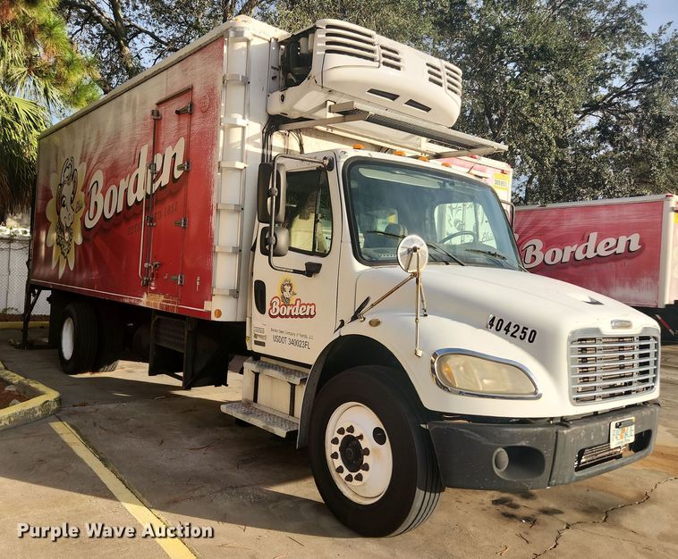 image for item DI6277 2004 Freightliner Buisness Class M2  refrigerated truck