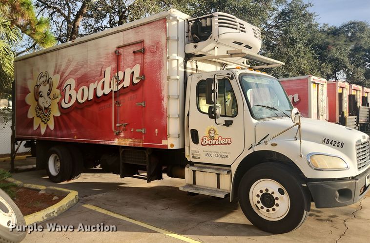 image for item DI6277 2004 Freightliner Buisness Class M2  refrigerated truck