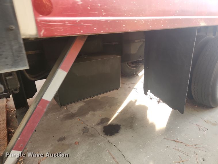 image for item DI6277 2004 Freightliner Buisness Class M2  refrigerated truck