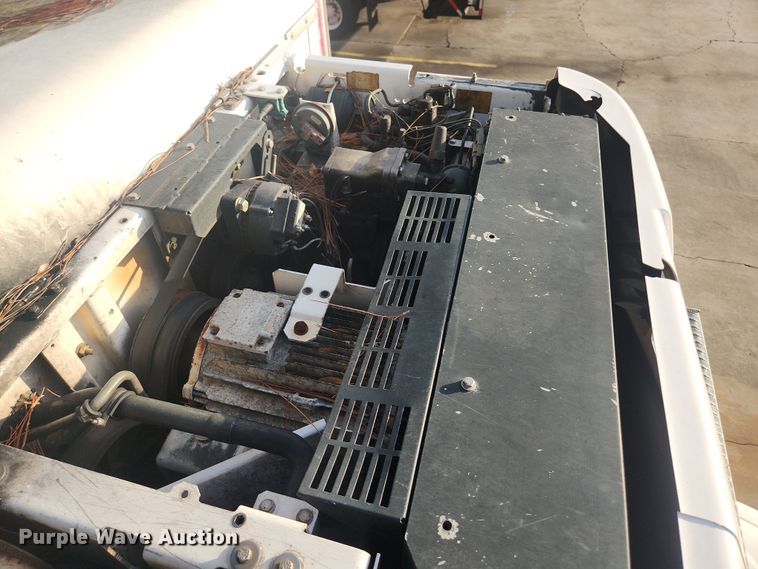 image for item DI6277 2004 Freightliner Buisness Class M2  refrigerated truck