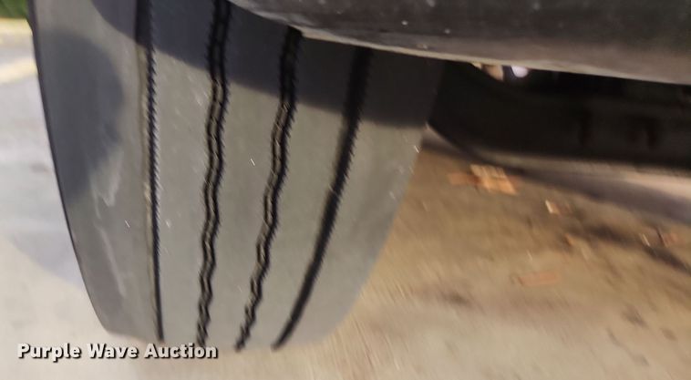 image for item DI6277 2004 Freightliner Buisness Class M2  refrigerated truck