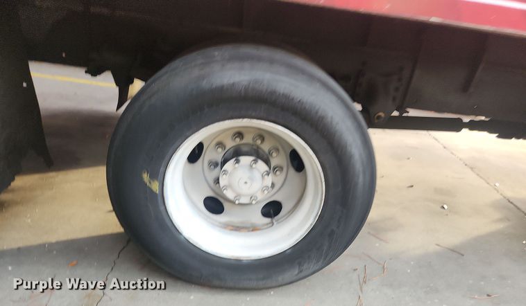 image for item DI6277 2004 Freightliner Buisness Class M2  refrigerated truck