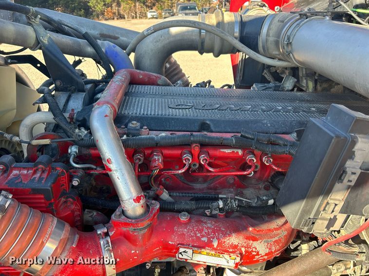 image for item DJ6497 2013 Kenworth W900  semi truck