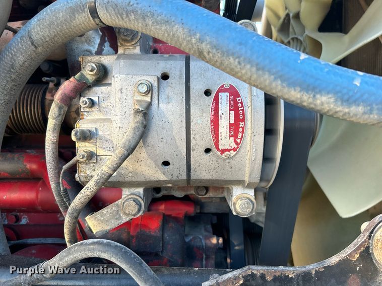 image for item DJ6497 2013 Kenworth W900  semi truck