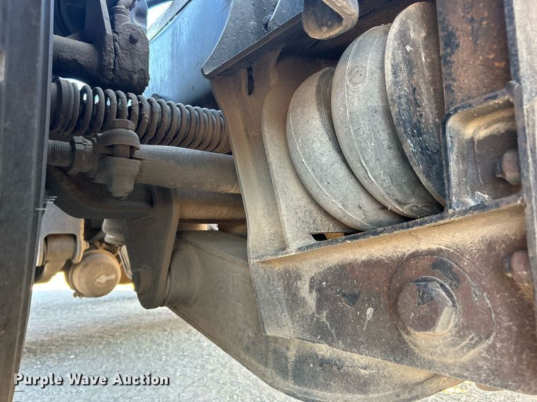 image for item DJ6497 2013 Kenworth W900  semi truck