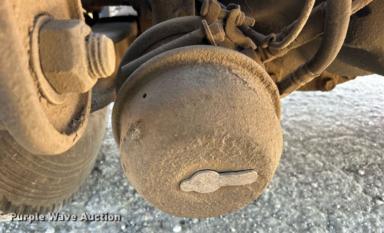 image for item DJ6497 2013 Kenworth W900  semi truck