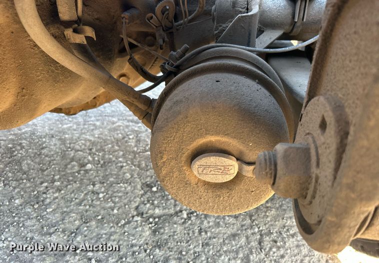 image for item DJ6497 2013 Kenworth W900  semi truck