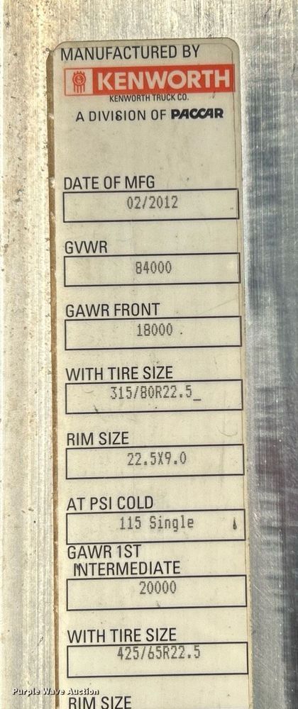 image for item DJ6497 2013 Kenworth W900  semi truck