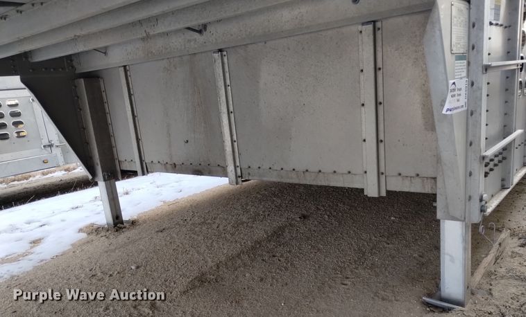 image for item DK8919 2016 Wilson PSDCL-402B  livestock trailer