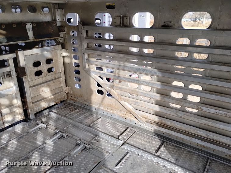 image for item DK8919 2016 Wilson PSDCL-402B  livestock trailer