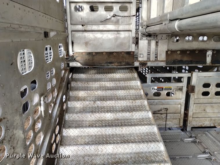 image for item DK8919 2016 Wilson PSDCL-402B  livestock trailer