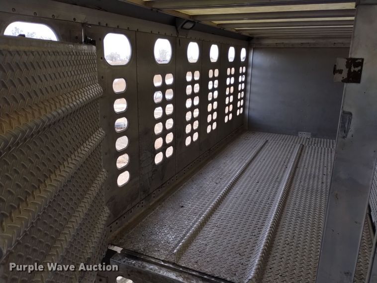 image for item DK8919 2016 Wilson PSDCL-402B  livestock trailer