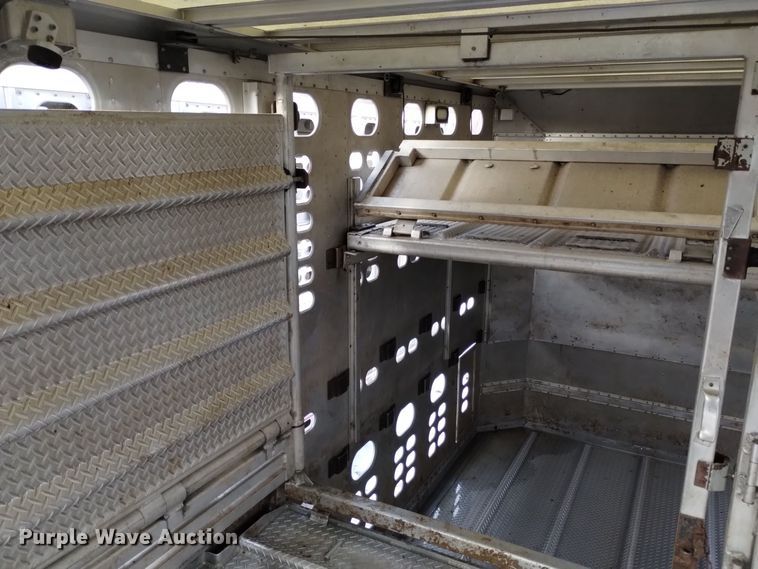 image for item DK8919 2016 Wilson PSDCL-402B  livestock trailer