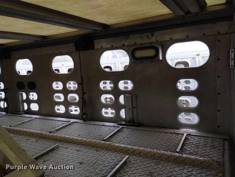 image for item DK8919 2016 Wilson PSDCL-402B  livestock trailer