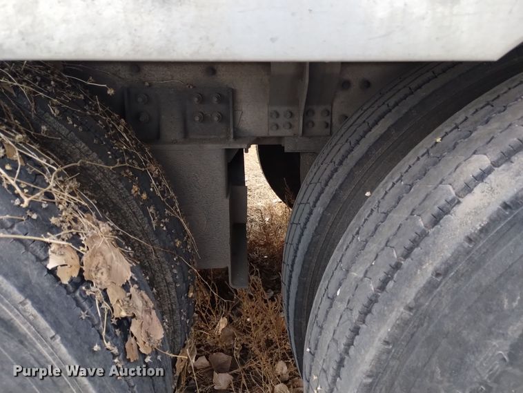 image for item DK8919 2016 Wilson PSDCL-402B  livestock trailer