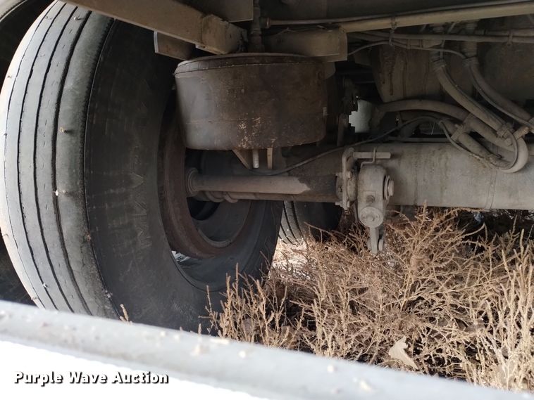 image for item DK8919 2016 Wilson PSDCL-402B  livestock trailer