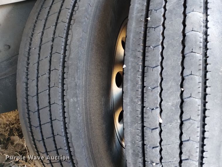 image for item DK8919 2016 Wilson PSDCL-402B  livestock trailer