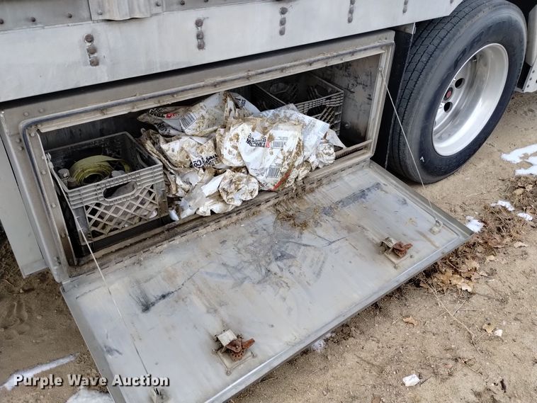 image for item DK8920 2014 Wilson PSDCL-402  livestock trailer